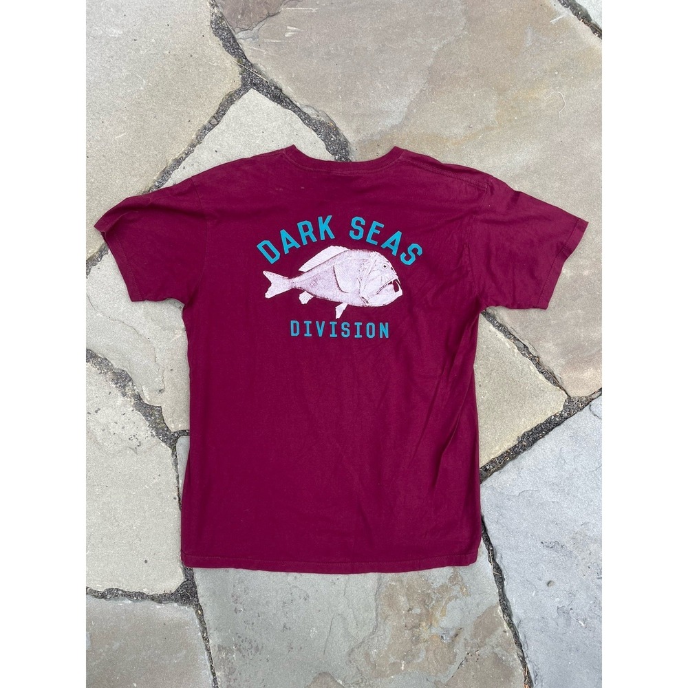 Dark Seas Division Shirt Men Large Burgundy Red Big Fish Fishing Tee